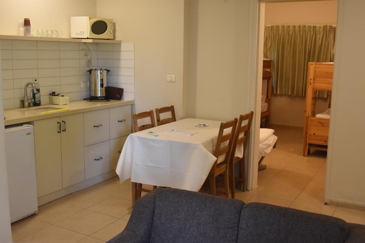 Kibbutz Tiratzvi - Country Lodging Tirat Zevi Ngoại thất bức ảnh