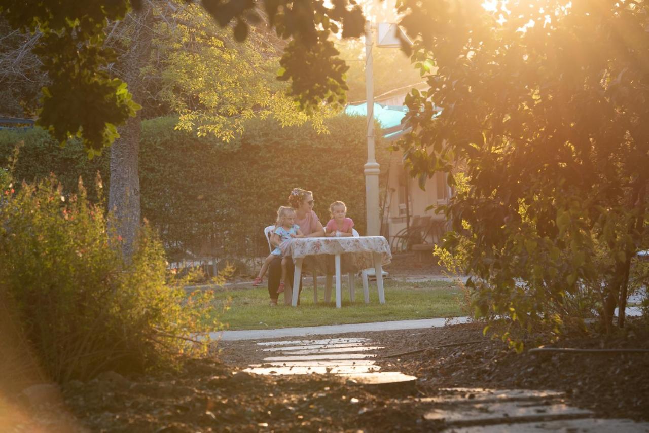 Kibbutz Tiratzvi - Country Lodging Tirat Zevi Ngoại thất bức ảnh