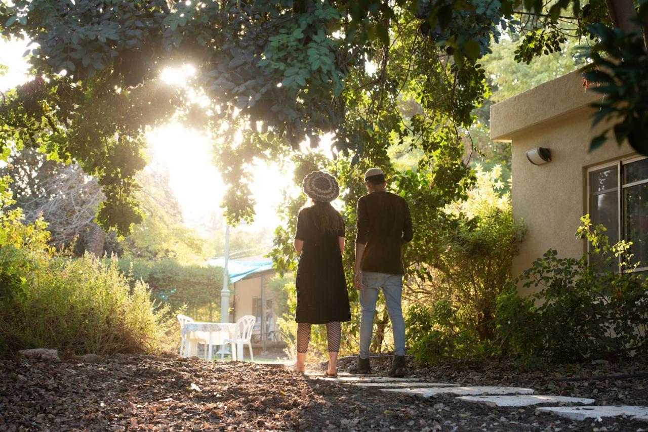 Kibbutz Tiratzvi - Country Lodging Tirat Zevi Ngoại thất bức ảnh